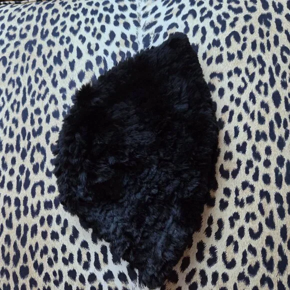 Real fur Toque - Picture 3 of 5